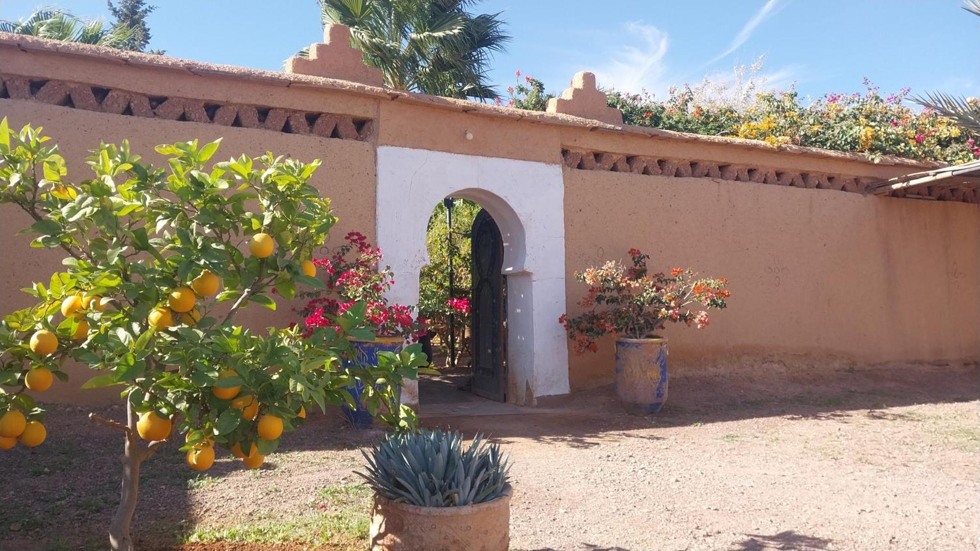 Auberge Bassou Nkob Экстерьер фото